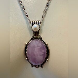Sterling silver 26gm Lavender Jade/Jadeite cultured pearlpendant solidlink chain